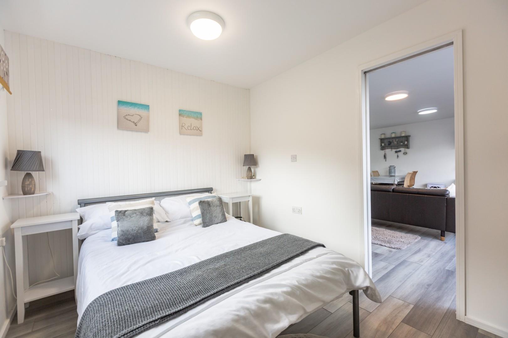 Summercliffe, Caswell, SA3 3BR